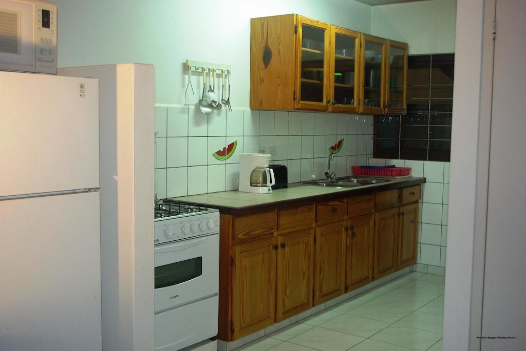 Happy Holiday Homes Kralendijk  Room photo